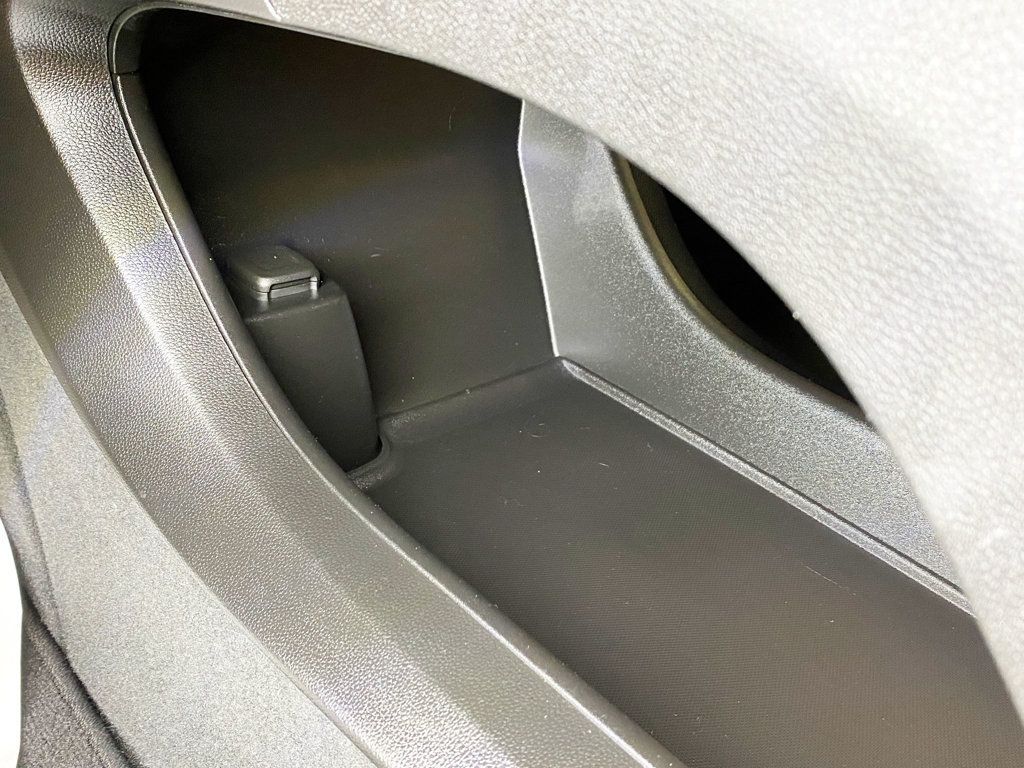 2020 Buick Enclave Essence photo 34