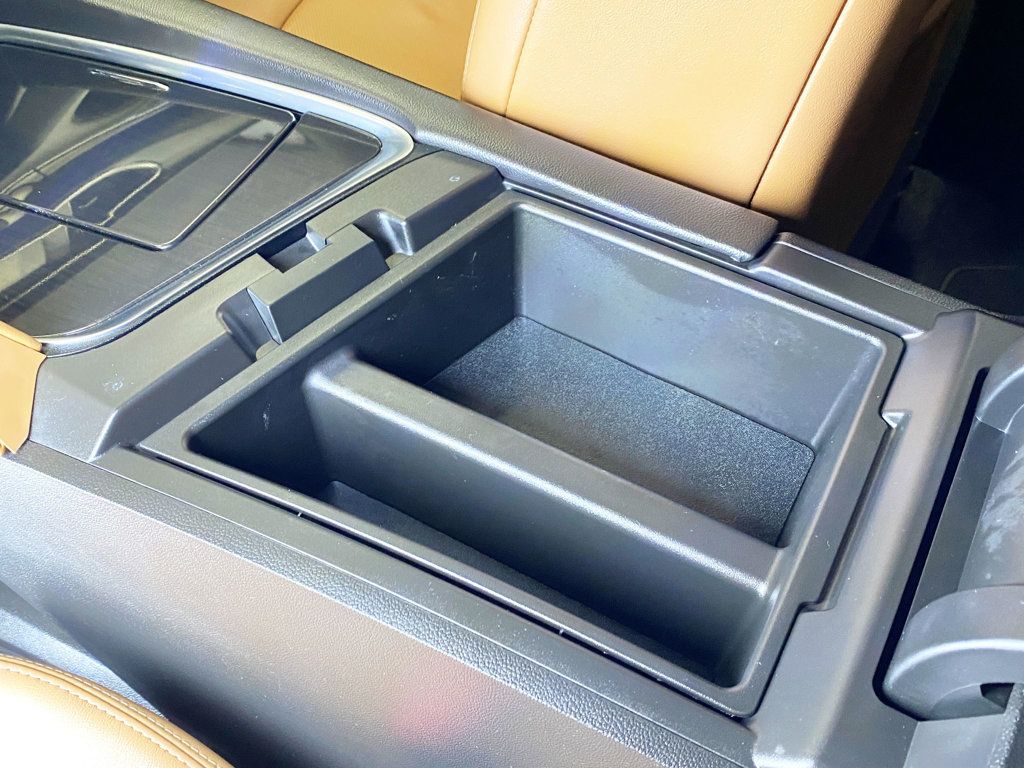 2020 Buick Enclave Essence photo 35