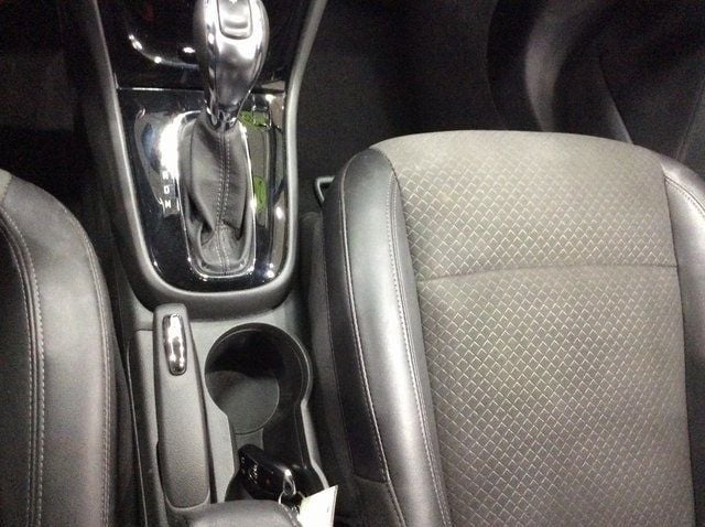 2020 Buick Encore Preferred photo 17