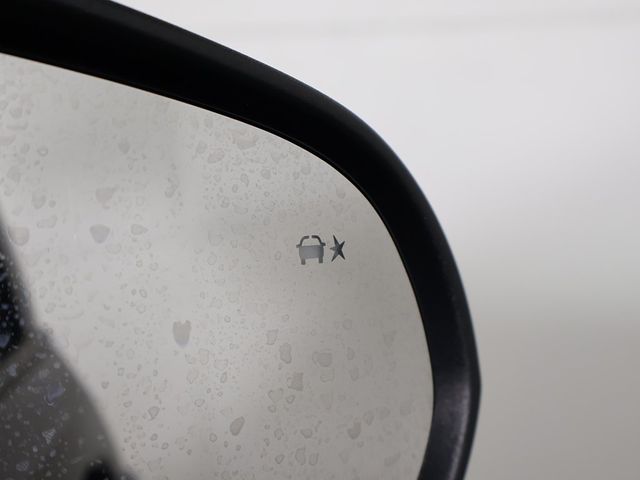 2020 Buick Encore GX FWD 4dr Essence - 22947494 - 40