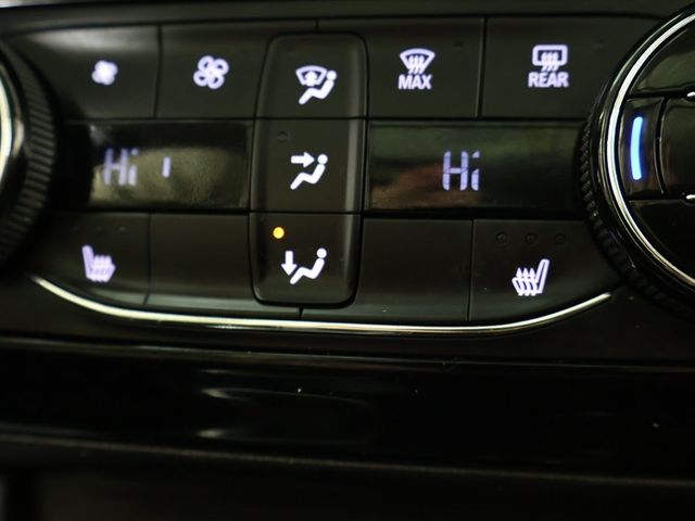 2020 Buick Encore GX FWD 4dr Essence - 22947494 - 56