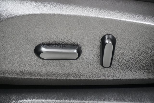 2020 Buick Envision FWD 4dr Essence - 22931596 - 14