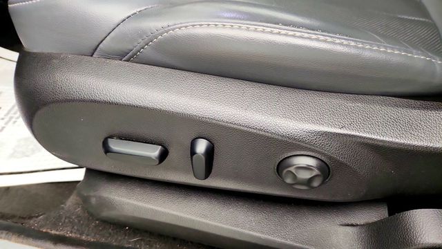 2020 Buick Envision FWD 4dr Essence - 23092252 - 10