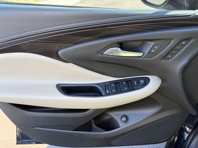 2020 Buick Envision FWD 4dr Essence - 22995272 - 2