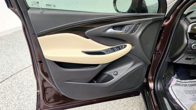 2020 Buick Envision FWD 4dr Essence w/ Panoramic Moonroof & Nav - 23061689 - 10