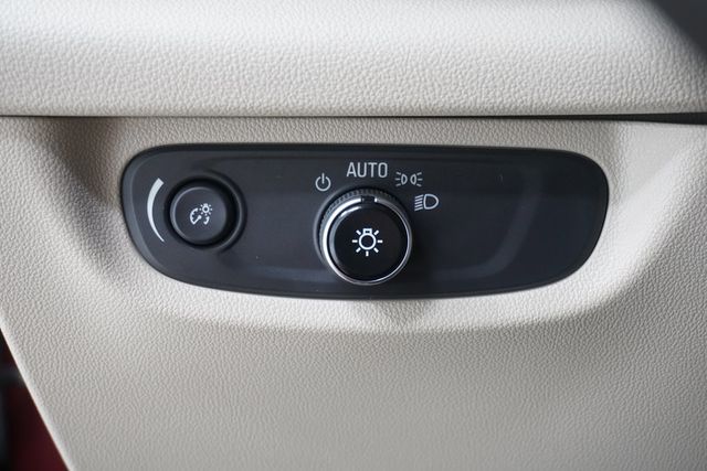 2020 Buick Regal Sportback 4dr Sedan Preferred FWD - 23038362 - 18