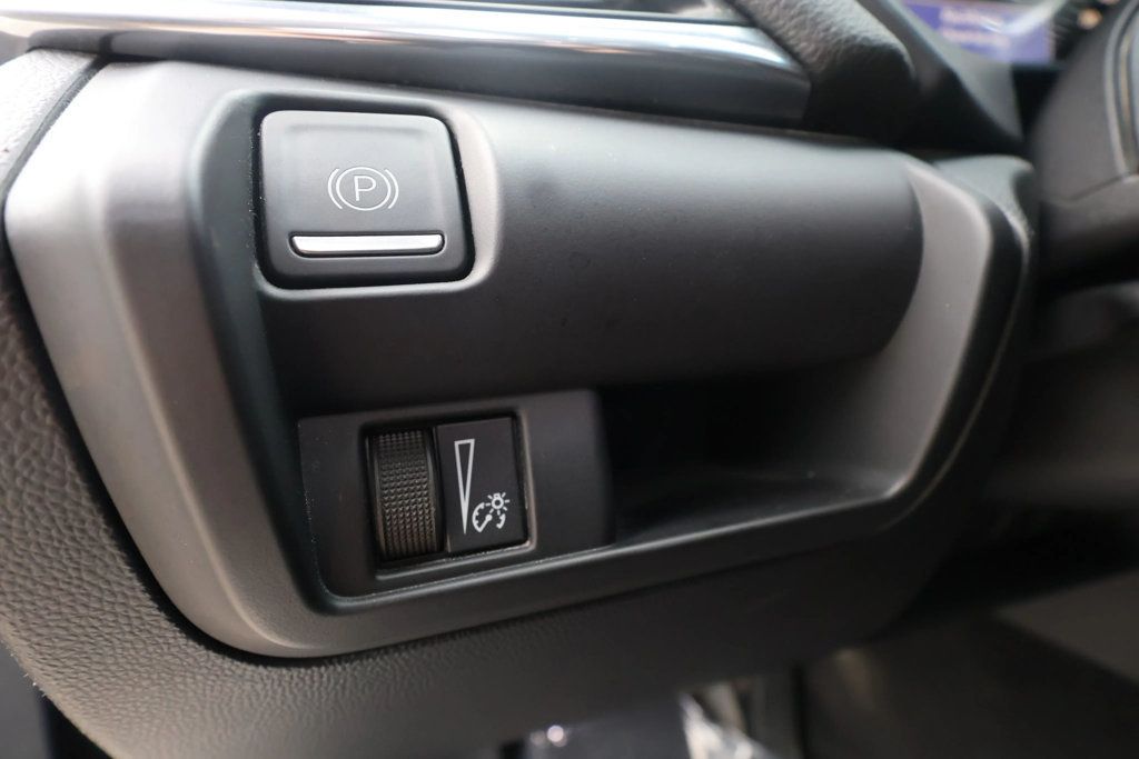 2020 Cadillac CT4 4dr Sedan Premium Luxury - 22965756 - 17