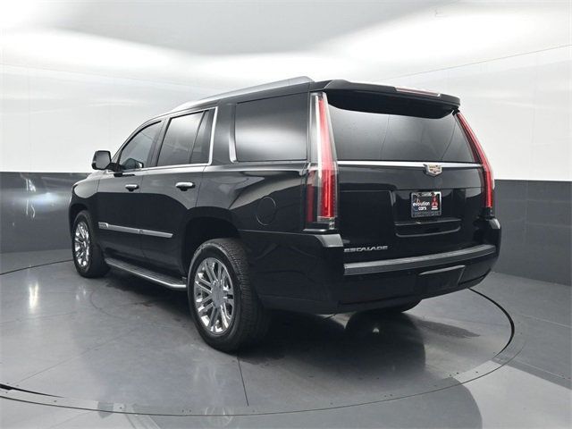 2020 Cadillac Escalade Base photo 2
