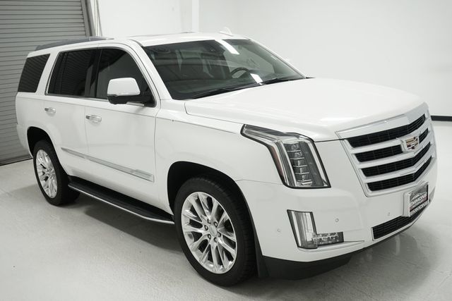 2020 Cadillac Escalade 2WD 4dr Luxury - 23027031 - 2