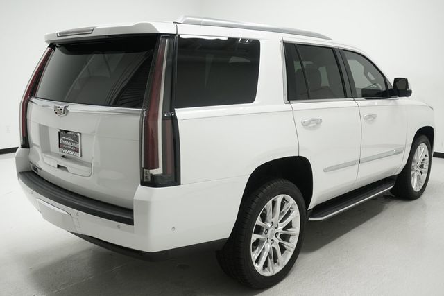 2020 Cadillac Escalade 2WD 4dr Luxury - 23027031 - 3