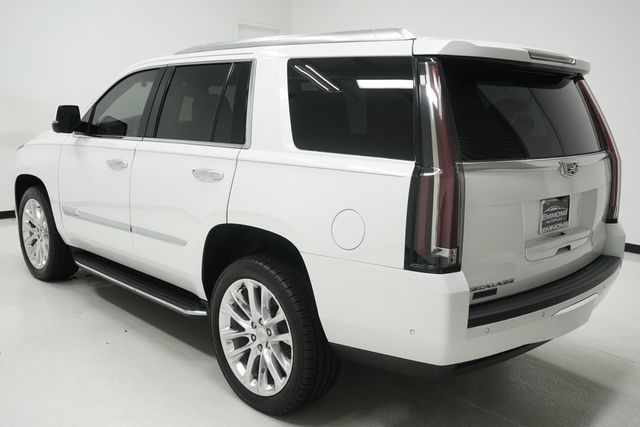 2020 Cadillac Escalade 2WD 4dr Luxury - 23027031 - 4