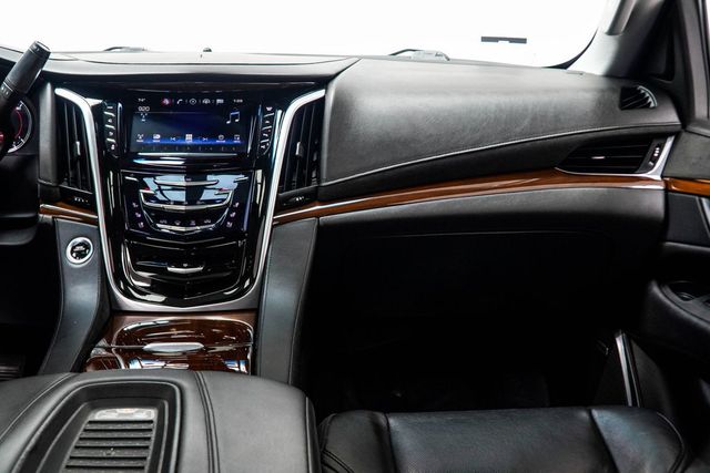 2020 Cadillac Escalade 2WD 4dr Luxury - 23074473 - 18