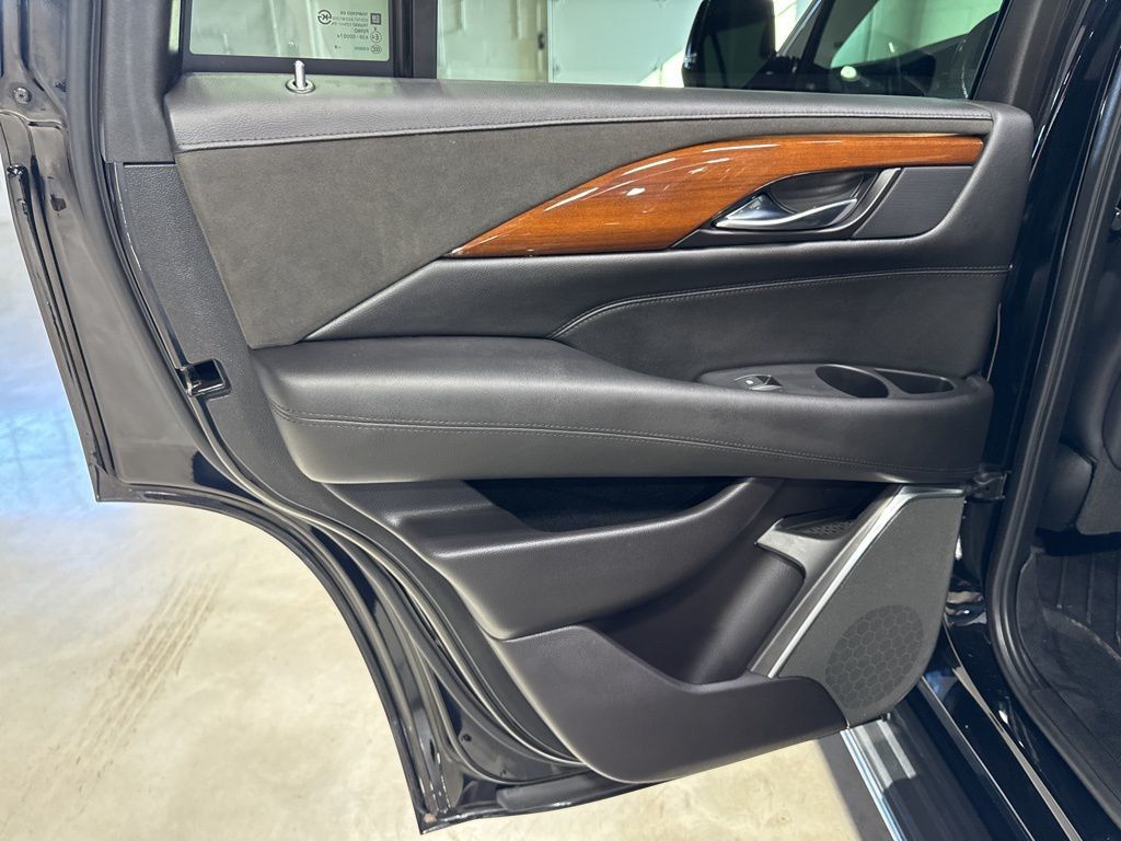 2020 Cadillac Escalade 4WD 4dr Luxury - 22985712 - 43