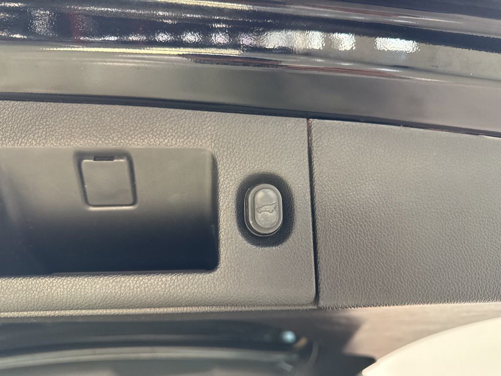 2020 Cadillac Escalade 4WD 4dr Luxury - 22985712 - 46