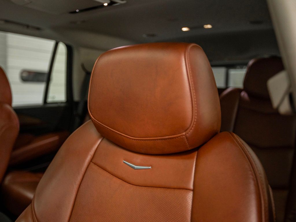 2020 Cadillac Escalade Premium Luxury photo 26