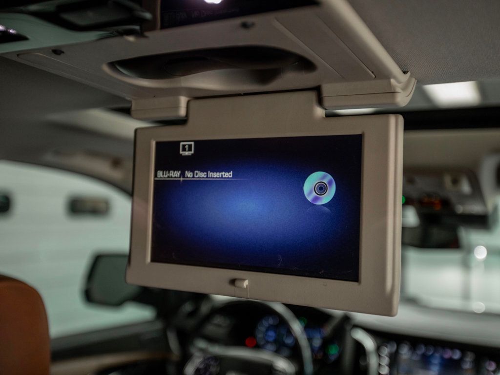 2020 Cadillac Escalade Premium Luxury photo 31