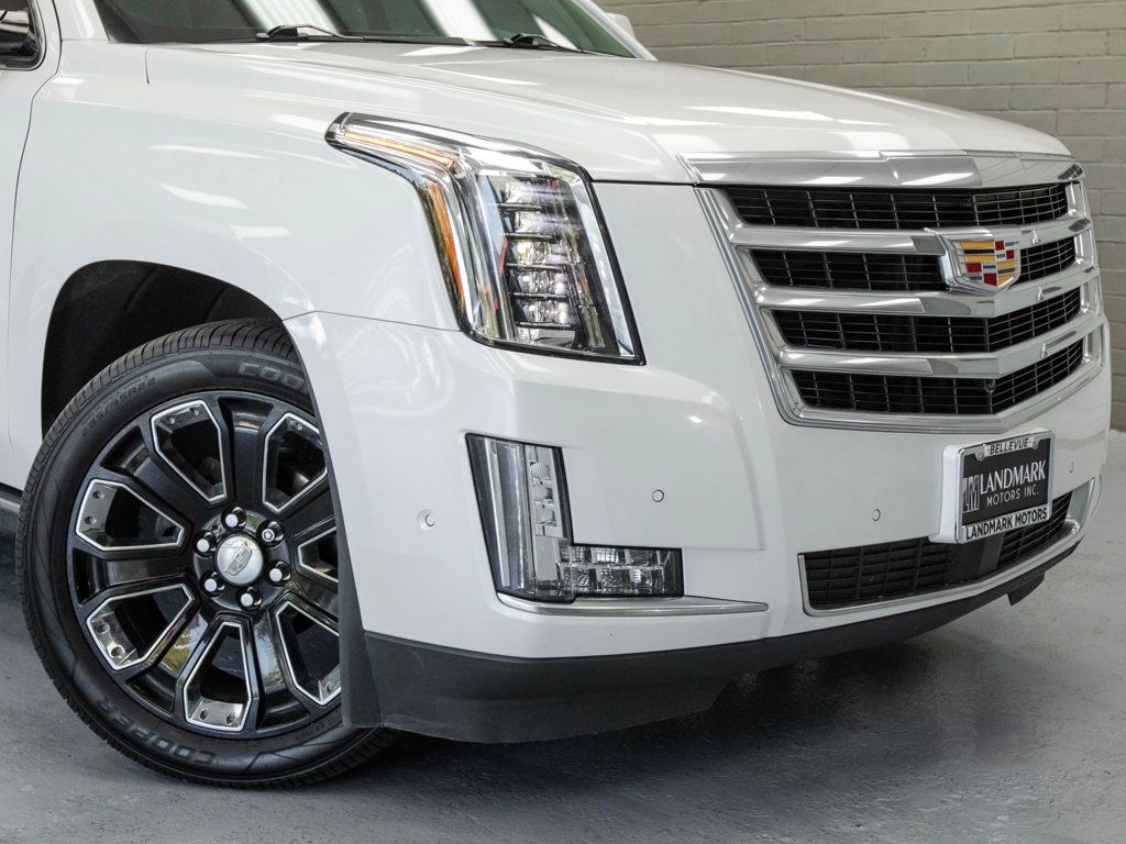 2020 Cadillac Escalade Premium Luxury photo 9