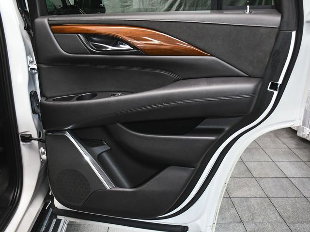2020 Cadillac Escalade Luxury - 23065001 - 14