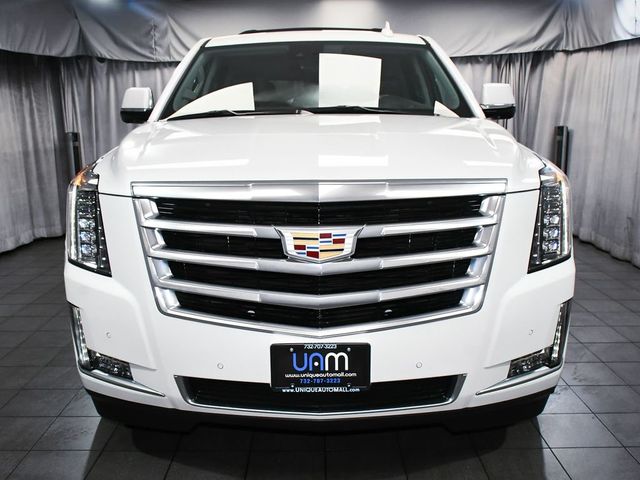 2020 Cadillac Escalade Luxury - 23065001 - 1