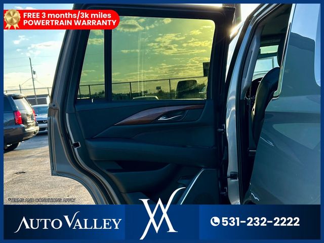 2020 Cadillac Escalade Luxury Sport Utility 4D - 23025602 - 21
