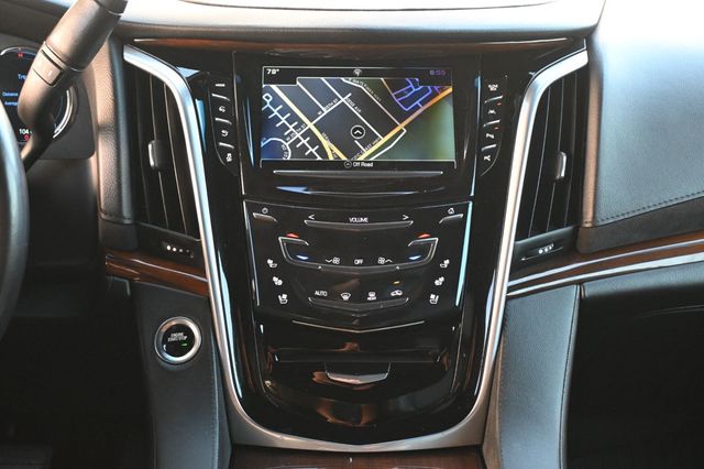 2020 Cadillac Escalade Premium Luxury - 22969966 - 9