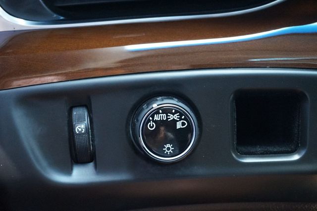 2020 Cadillac Escalade PREMIUM WHEELS, RUNNING BOARDS, THIRD ROW SEATING, LEATHER SEATS - 23035905 - 27