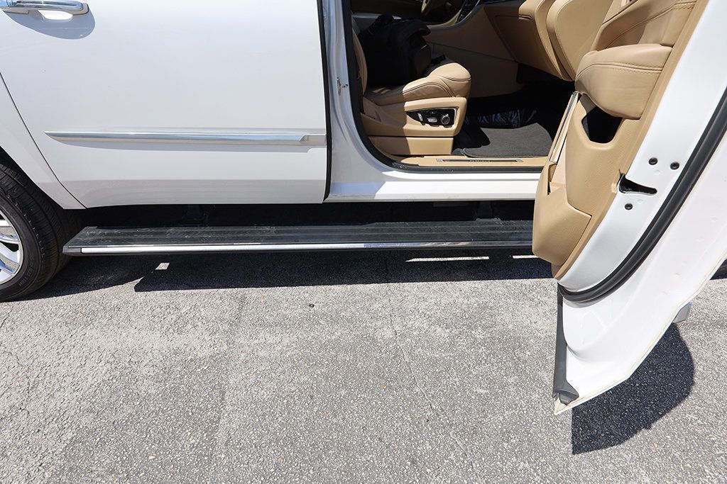 2020 Cadillac Escalade ESV Platinum photo 11