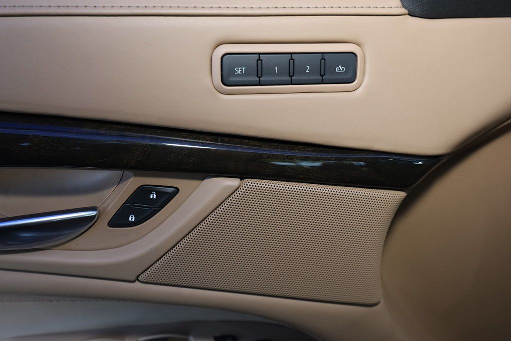 2020 Cadillac Escalade ESV Platinum photo 14