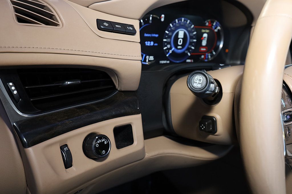 2020 Cadillac Escalade ESV Platinum photo 33