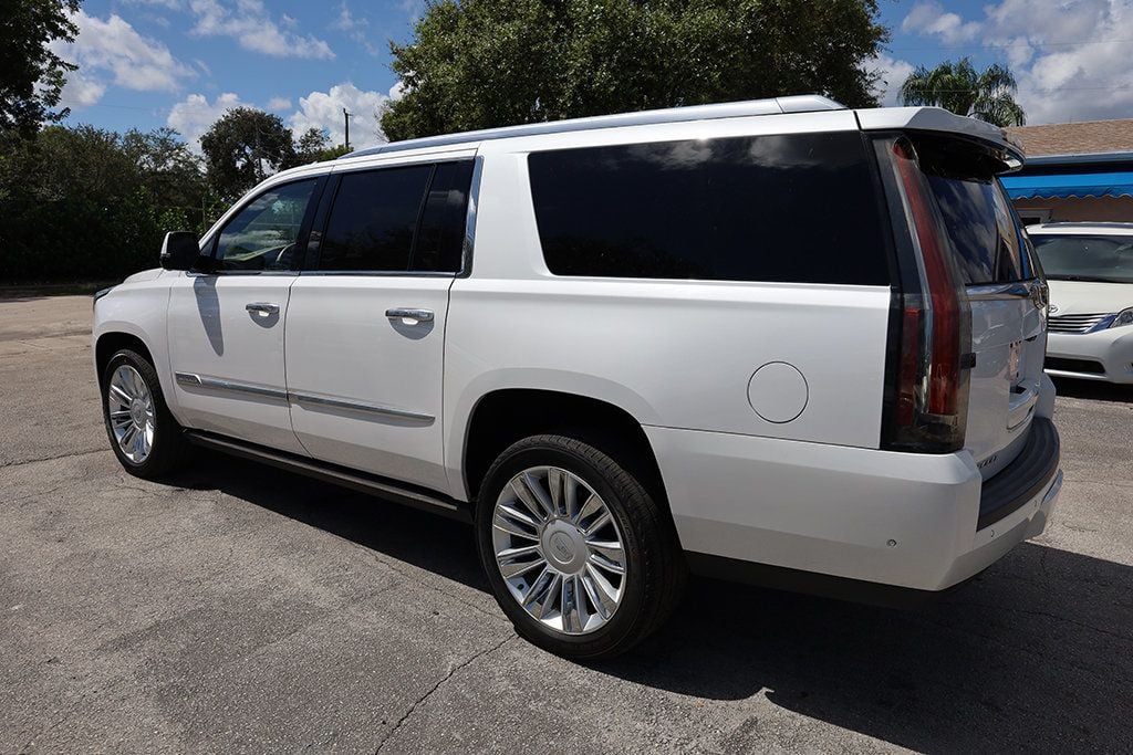 2020 Cadillac Escalade ESV Platinum photo 6