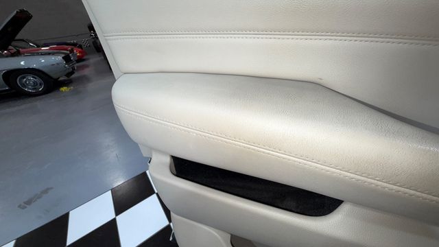 2020 Cadillac Escalade ESV 2WD 4dr Premium Luxury - 22983185 - 82