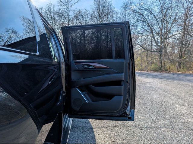 2020 Cadillac Escalade ESV 4WD 4dr Luxury - 22995178 - 9