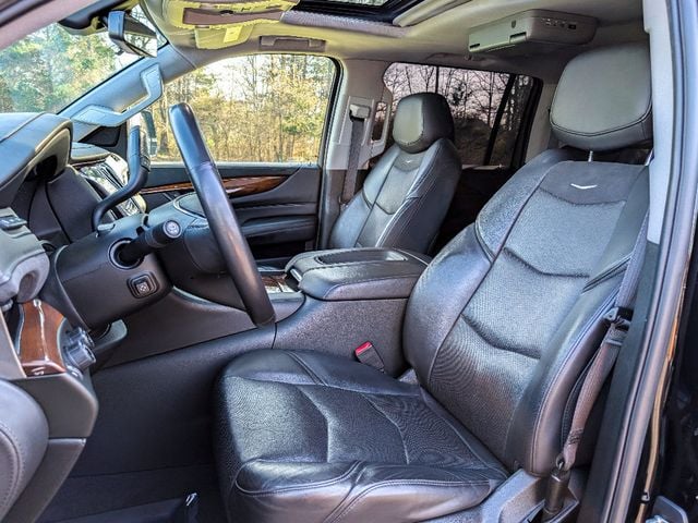 2020 Cadillac Escalade ESV 4WD 4dr Luxury - 22995178 - 13