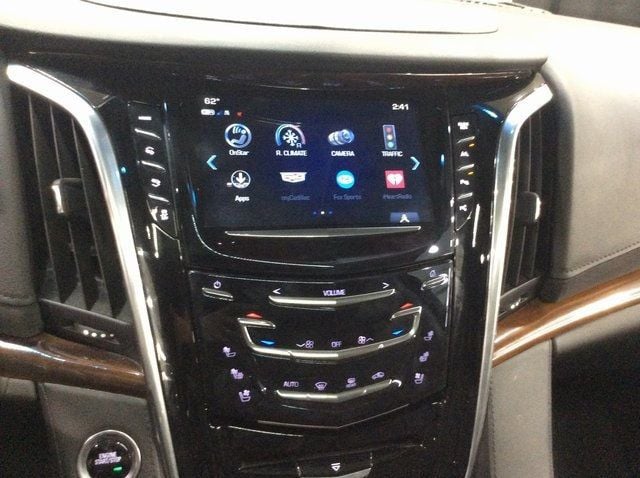 2020 Cadillac Escalade ESV Luxury photo 13