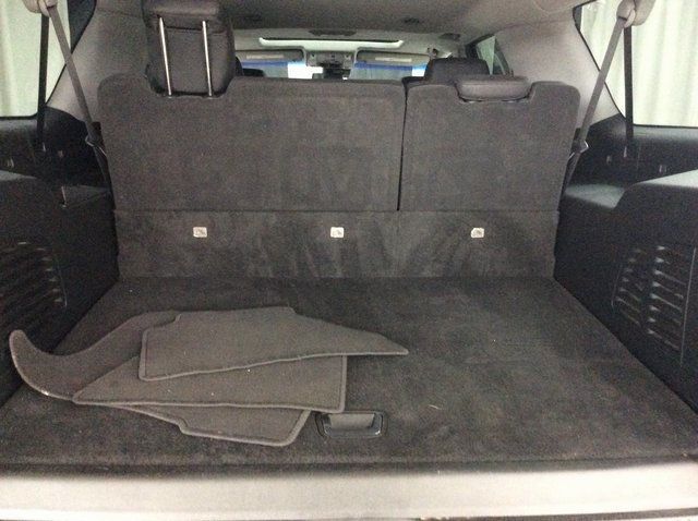 2020 Cadillac Escalade ESV 4WD 4dr Luxury - 22753539 - 24