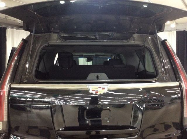 2020 Cadillac Escalade ESV Luxury photo 24