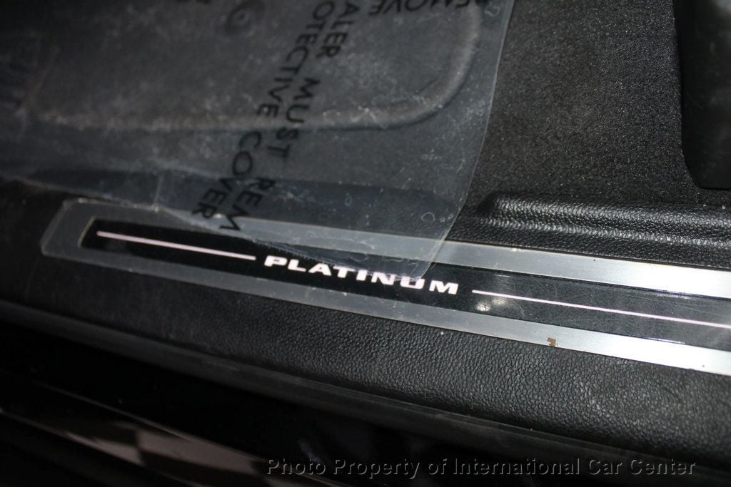 2020 Cadillac Escalade ESV Platinum photo 8