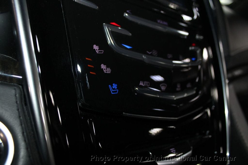 2020 Cadillac Escalade ESV Platinum photo 13