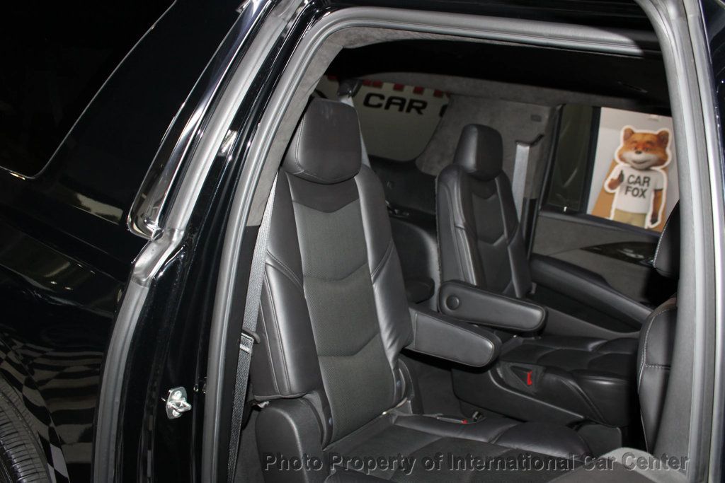 2020 Cadillac Escalade ESV Platinum photo 25