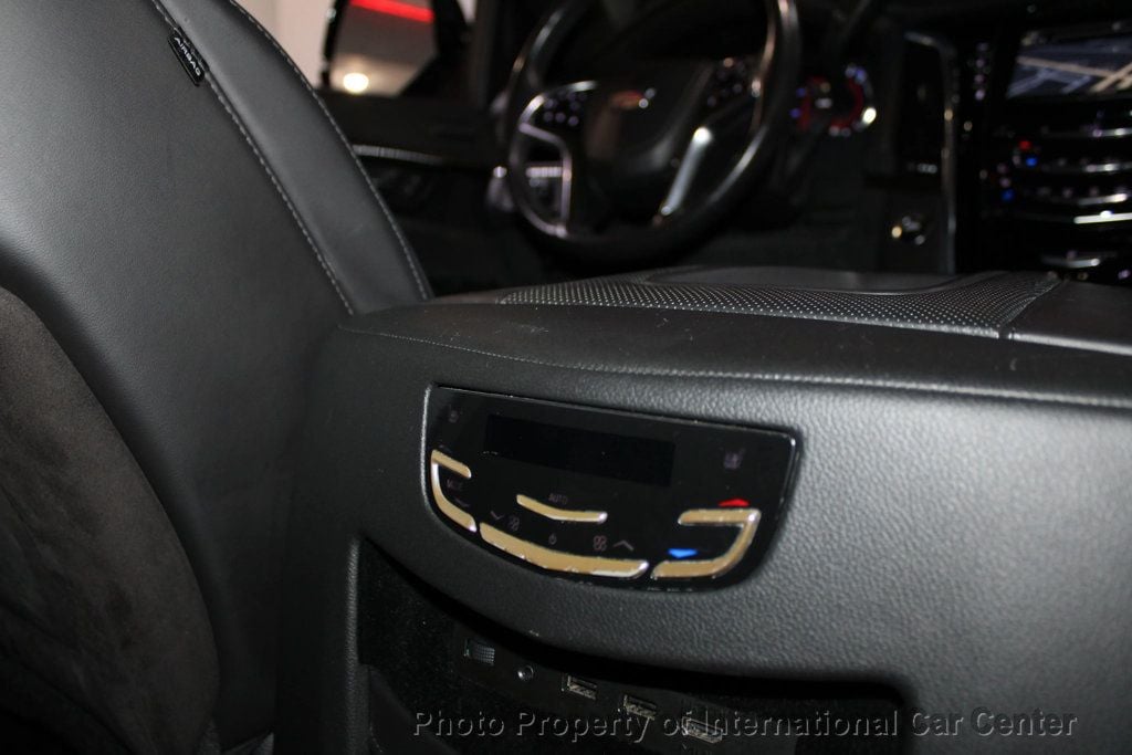 2020 Cadillac Escalade ESV Platinum photo 28