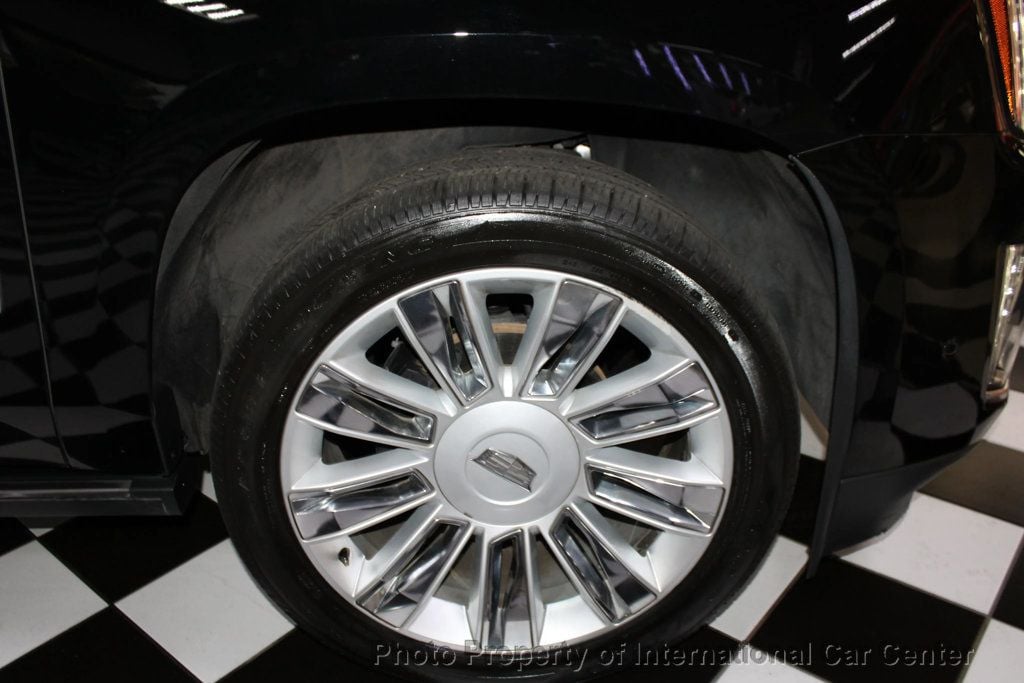 2020 Cadillac Escalade ESV Platinum photo 33