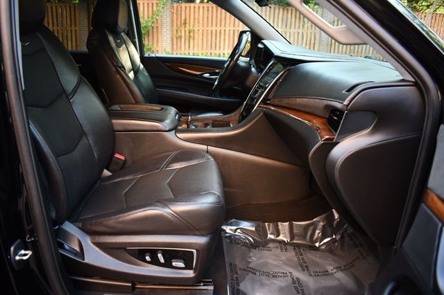 2020 Cadillac Escalade ESV 4WD 4dr Premium Luxury - 22355448 - 24