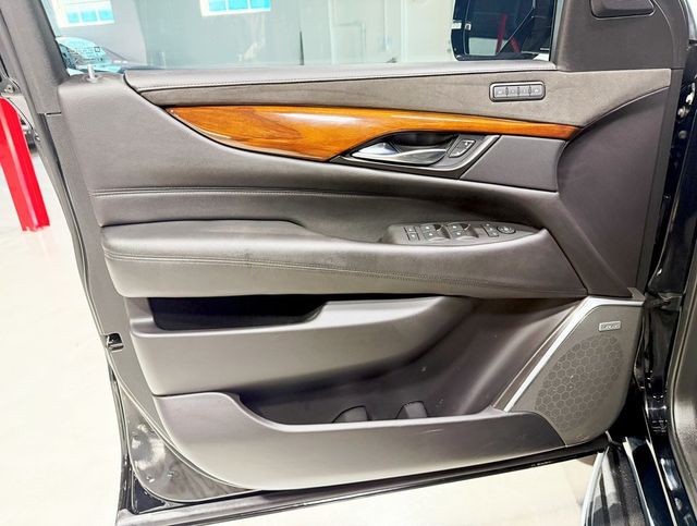 2020 Cadillac Escalade ESV 4WD 4dr Premium Luxury - 22926018 - 32