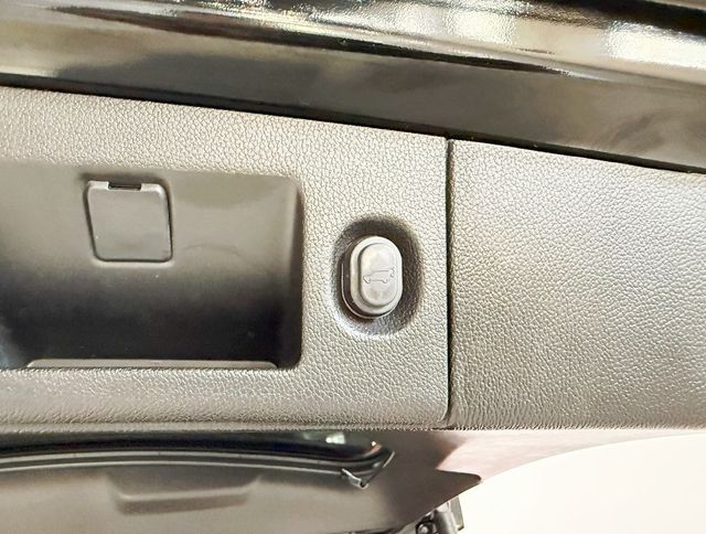 2020 Cadillac Escalade ESV 4WD 4dr Premium Luxury - 22926018 - 46