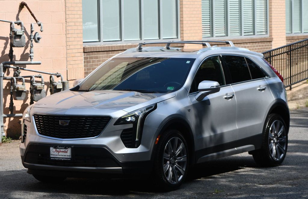2020 Cadillac XT4 Premium Luxury photo 3