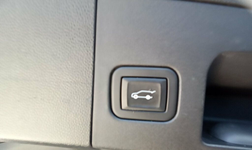 2020 Cadillac XT4 Premium Luxury photo 28
