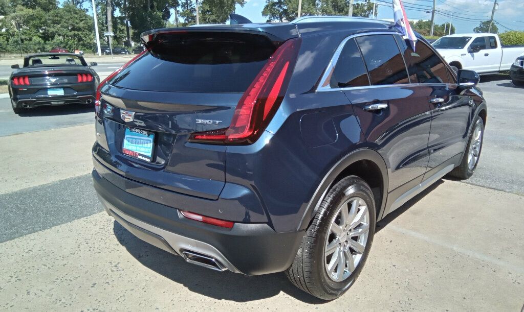 2020 Cadillac XT4 Premium Luxury photo 4