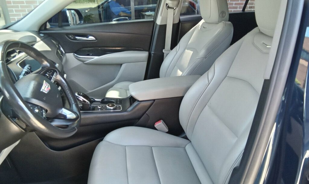 2020 Cadillac XT4 Premium Luxury photo 7