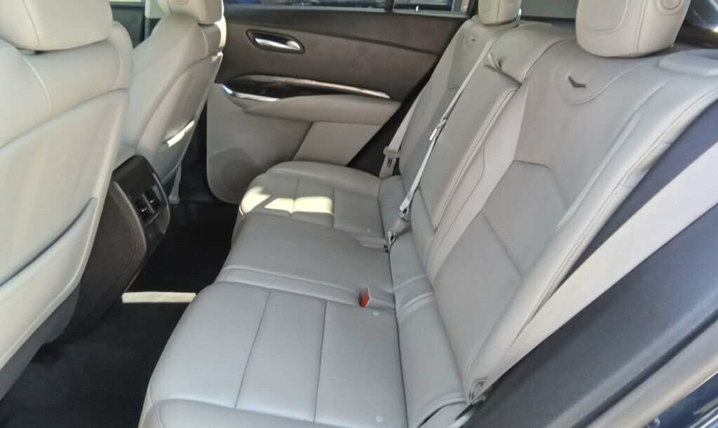 2020 Cadillac XT4 Premium Luxury photo 9