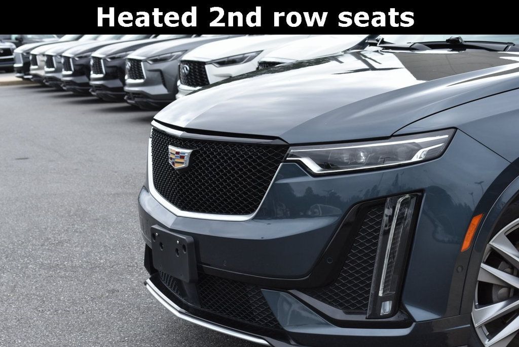 2020 Cadillac XT6 Sport photo 2